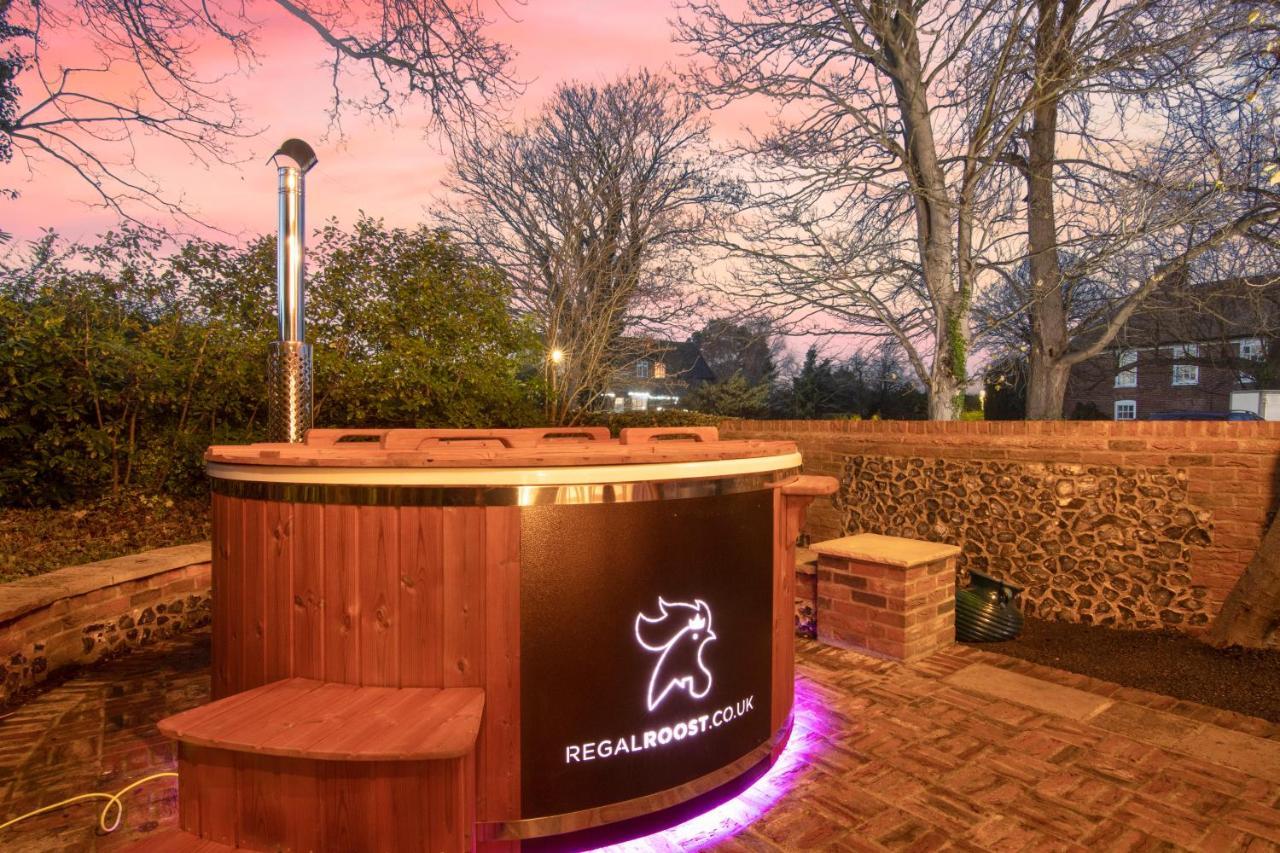The Roost Group - The Coach House - Hot Tub Villa Gravesend Dış mekan fotoğraf