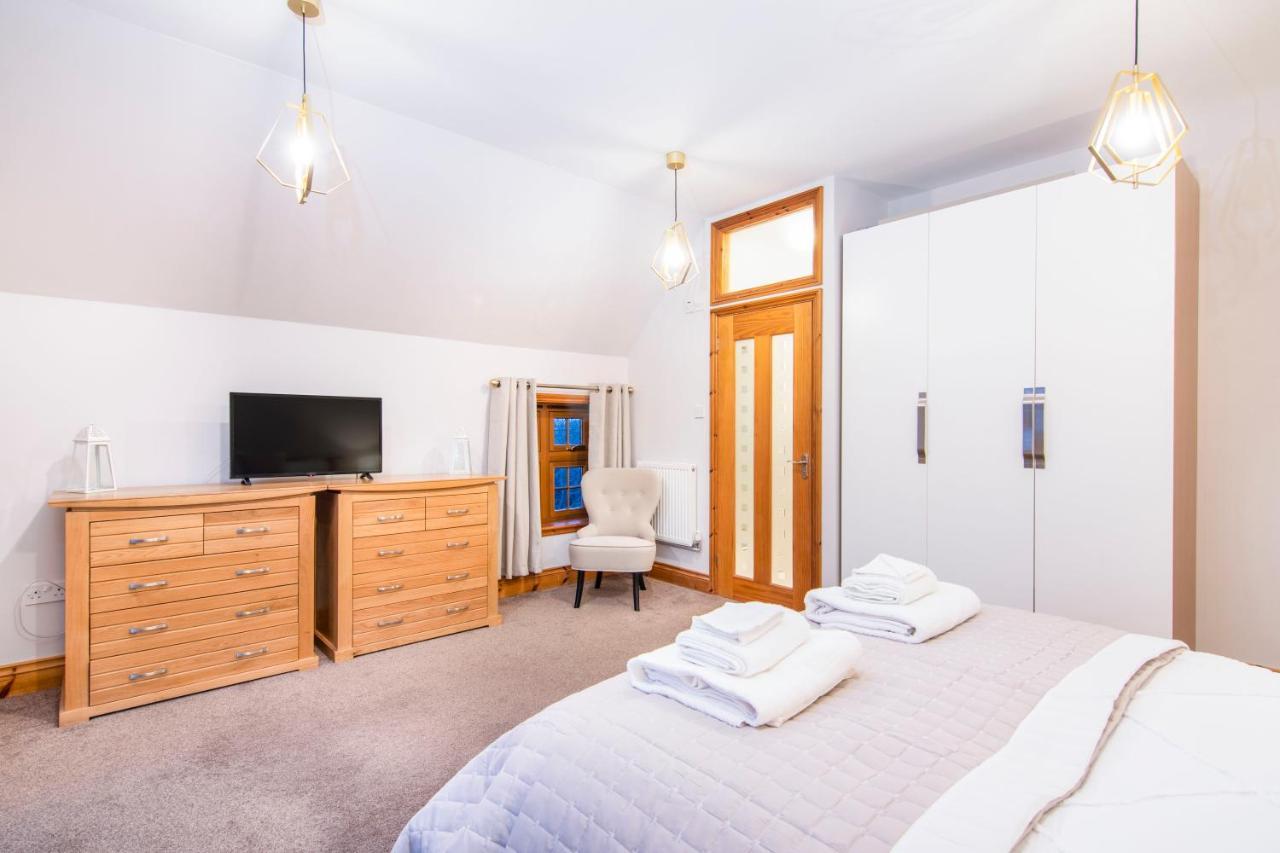 The Roost Group - The Coach House - Hot Tub Villa Gravesend Dış mekan fotoğraf