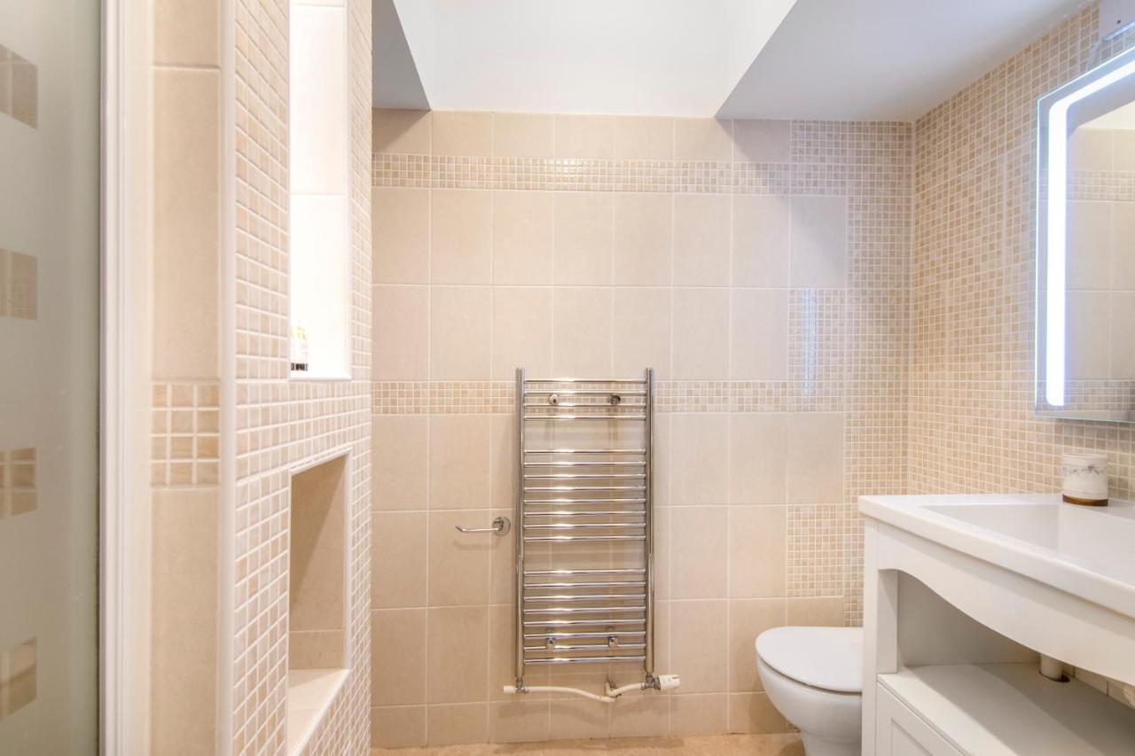 The Roost Group - The Coach House - Hot Tub Villa Gravesend Dış mekan fotoğraf