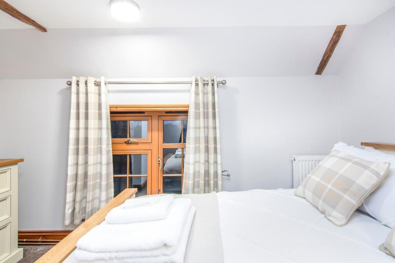 The Roost Group - The Coach House - Hot Tub Villa Gravesend Dış mekan fotoğraf