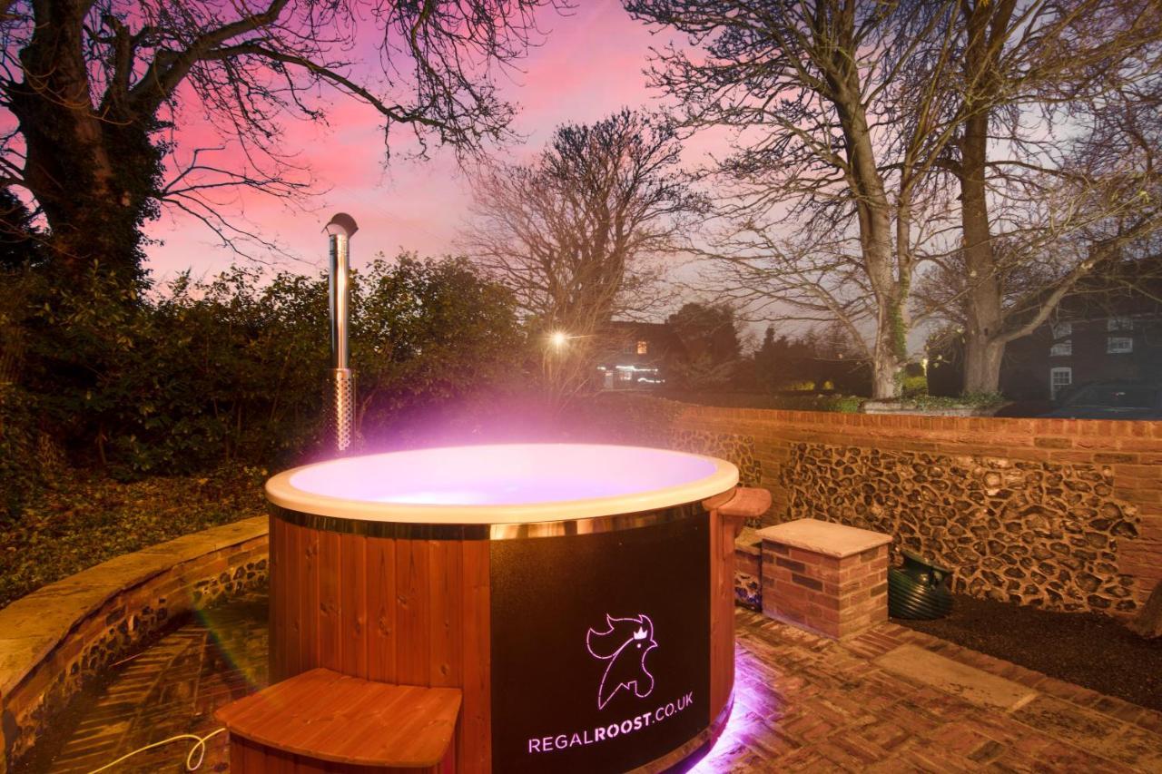 The Roost Group - The Coach House - Hot Tub Villa Gravesend Dış mekan fotoğraf